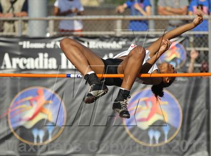 Thumbnail 2 in Arcadia Invitational (Womens Field Events) photogallery.