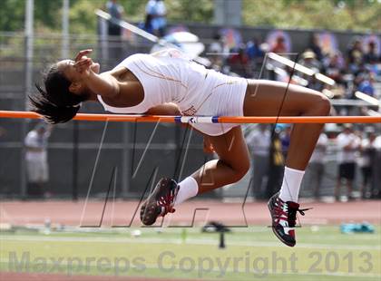 Thumbnail 3 in Arcadia Invitational (Womens Field Events) photogallery.