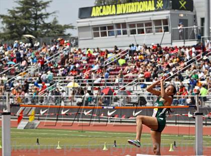 Thumbnail 2 in Arcadia Invitational (Womens Field Events) photogallery.
