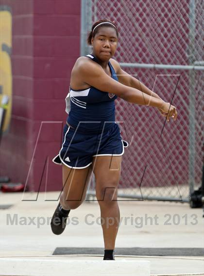 Thumbnail 2 in Arcadia Invitational (Womens Field Events) photogallery.