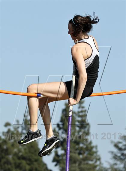 Thumbnail 1 in Arcadia Invitational (Womens Field Events) photogallery.