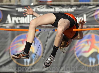 Thumbnail 2 in Arcadia Invitational (Womens Field Events) photogallery.