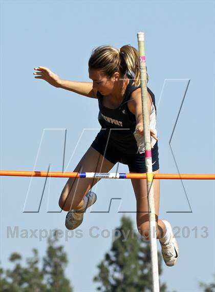 Thumbnail 1 in Arcadia Invitational (Womens Field Events) photogallery.