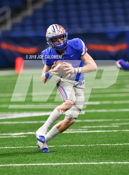 Thumbnail 1 in Brennan vs Westlake (UIL 6A Area Playoff) photogallery.