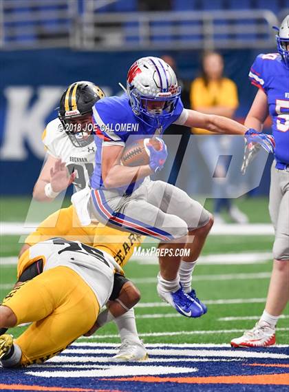 Thumbnail 1 in Brennan vs Westlake (UIL 6A Area Playoff) photogallery.