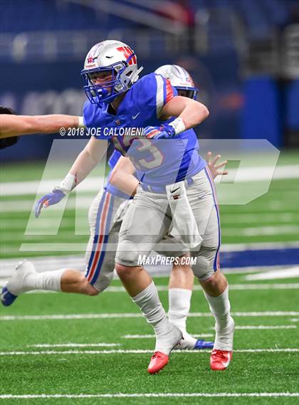 Thumbnail 2 in Brennan vs Westlake (UIL 6A Area Playoff) photogallery.