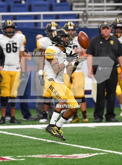 Thumbnail 2 in Brennan vs Westlake (UIL 6A Area Playoff) photogallery.
