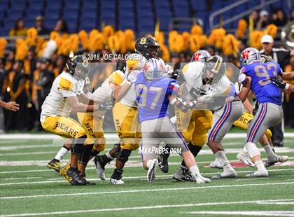 Thumbnail 3 in Brennan vs Westlake (UIL 6A Area Playoff) photogallery.