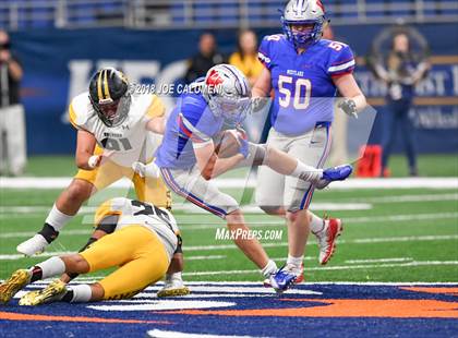 Thumbnail 2 in Brennan vs Westlake (UIL 6A Area Playoff) photogallery.