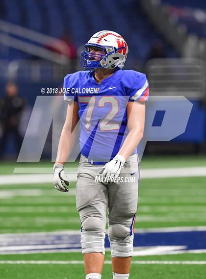 Thumbnail 3 in Brennan vs Westlake (UIL 6A Area Playoff) photogallery.