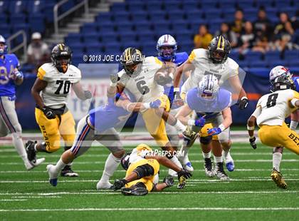 Thumbnail 1 in Brennan vs Westlake (UIL 6A Area Playoff) photogallery.