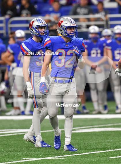 Thumbnail 1 in Brennan vs Westlake (UIL 6A Area Playoff) photogallery.