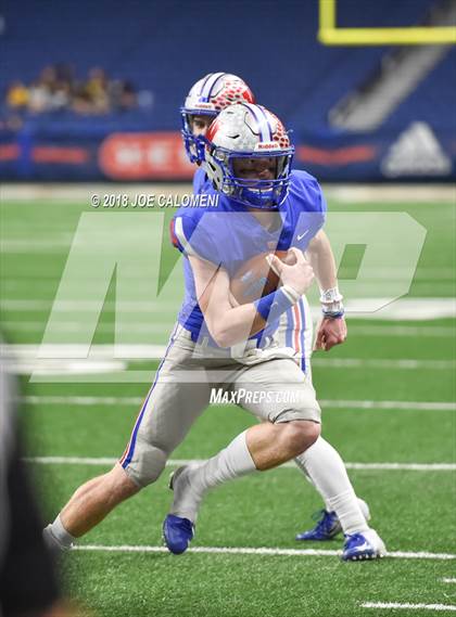 Thumbnail 2 in Brennan vs Westlake (UIL 6A Area Playoff) photogallery.
