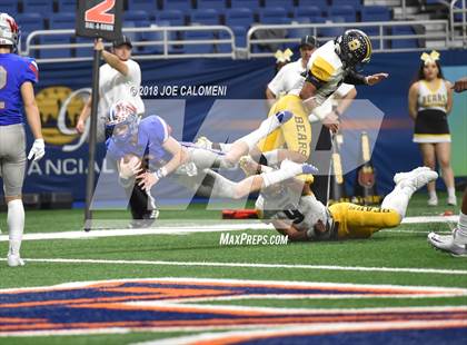Thumbnail 1 in Brennan vs Westlake (UIL 6A Area Playoff) photogallery.
