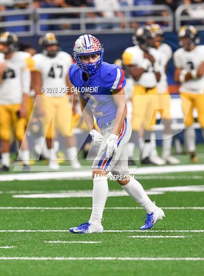 Thumbnail 3 in Brennan vs Westlake (UIL 6A Area Playoff) photogallery.