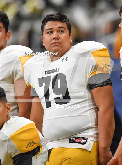 Thumbnail 3 in Brennan vs Westlake (UIL 6A Area Playoff) photogallery.