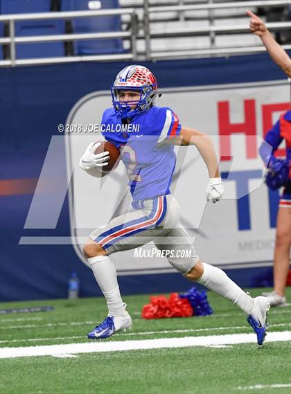 Thumbnail 1 in Brennan vs Westlake (UIL 6A Area Playoff) photogallery.