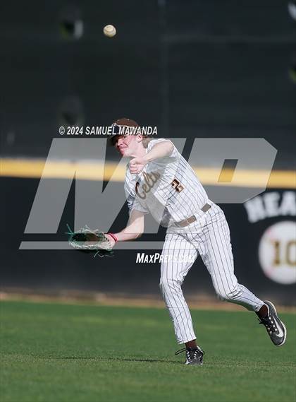 Thumbnail 1 in  Newbury Park @ Crespi photogallery.