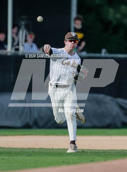 Thumbnail 3 in  Newbury Park @ Crespi photogallery.