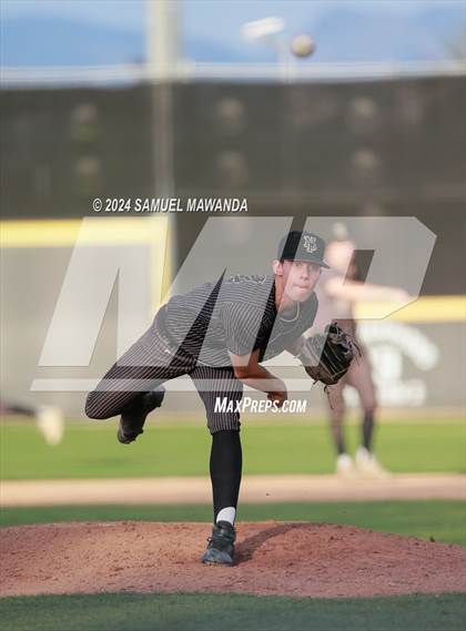Thumbnail 1 in  Newbury Park @ Crespi photogallery.