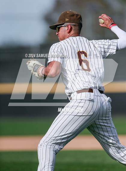 Thumbnail 1 in  Newbury Park @ Crespi photogallery.