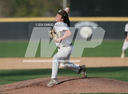 Thumbnail 3 in  Newbury Park @ Crespi photogallery.