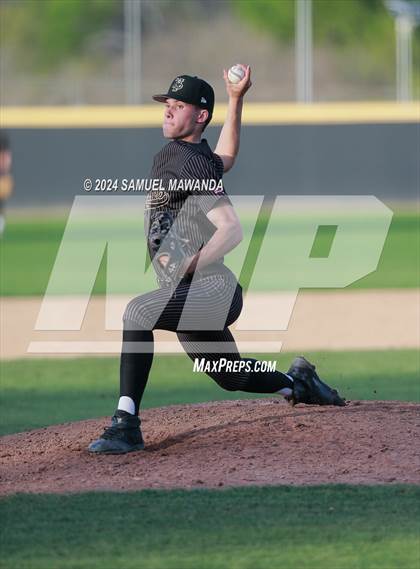 Thumbnail 1 in  Newbury Park @ Crespi photogallery.