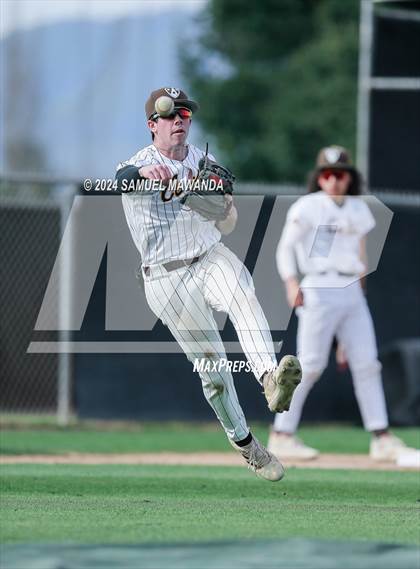 Thumbnail 3 in  Newbury Park @ Crespi photogallery.