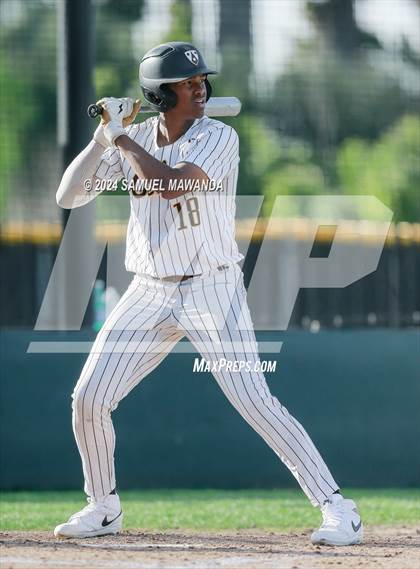 Thumbnail 1 in  Newbury Park @ Crespi photogallery.