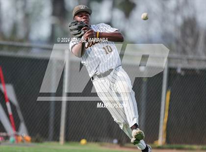 Thumbnail 3 in  Newbury Park @ Crespi photogallery.