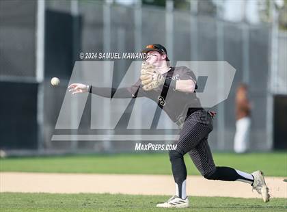 Thumbnail 1 in  Newbury Park @ Crespi photogallery.