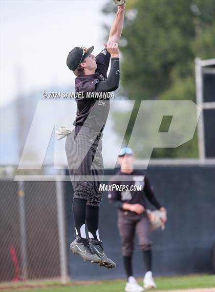 Thumbnail 1 in  Newbury Park @ Crespi photogallery.