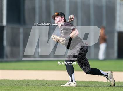 Thumbnail 3 in  Newbury Park @ Crespi photogallery.