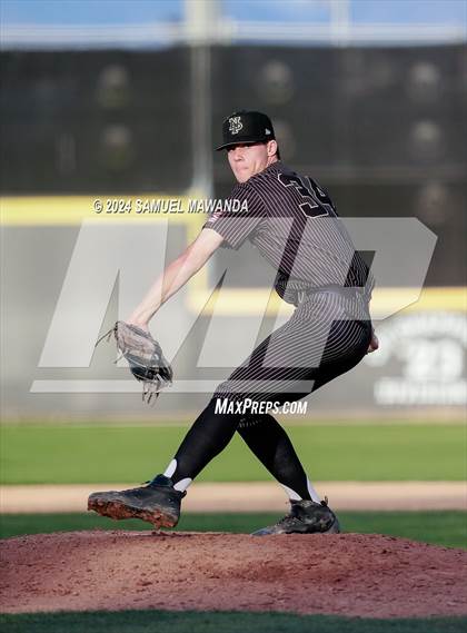 Thumbnail 3 in  Newbury Park @ Crespi photogallery.