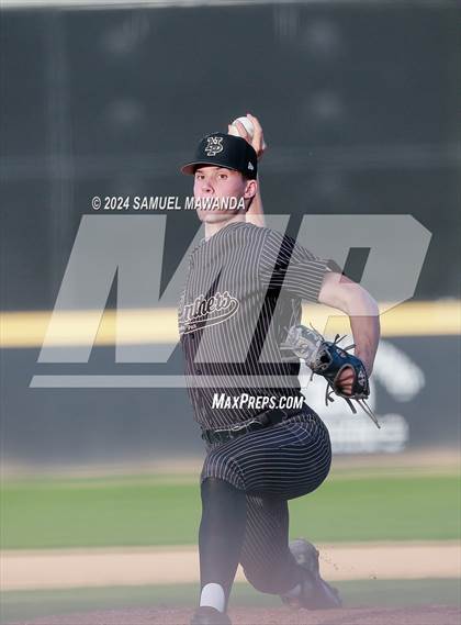 Thumbnail 3 in  Newbury Park @ Crespi photogallery.