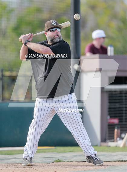 Thumbnail 1 in  Newbury Park @ Crespi photogallery.