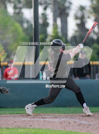 Thumbnail 1 in  Newbury Park @ Crespi photogallery.