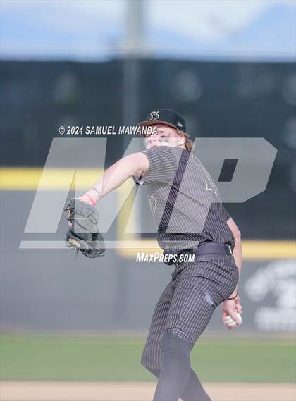 Thumbnail 3 in  Newbury Park @ Crespi photogallery.