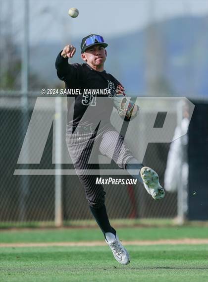 Thumbnail 3 in  Newbury Park @ Crespi photogallery.