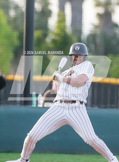 Thumbnail 1 in  Newbury Park @ Crespi photogallery.