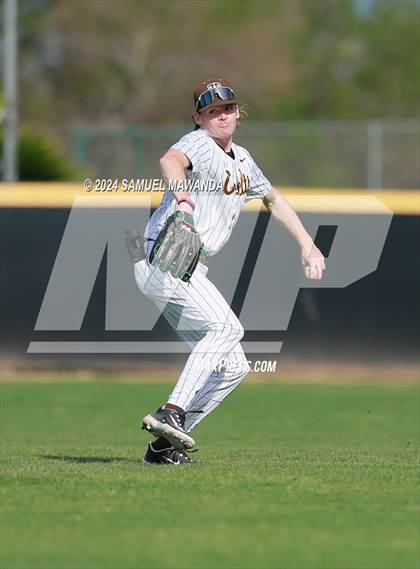 Thumbnail 1 in  Newbury Park @ Crespi photogallery.