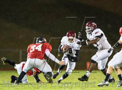 Thumbnail 3 in Lowell vs. Muskegon  (MHSAA Region 1- Division 2 District Final) photogallery.