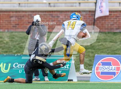 Thumbnail 2 in Adrian vs. East Buchanan (MSHSAA Class 1 Championship) photogallery.