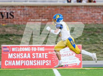 Thumbnail 2 in Adrian vs. East Buchanan (MSHSAA Class 1 Championship) photogallery.