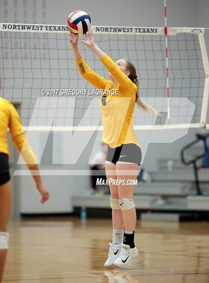 Thumbnail 1 in Fossil Ridge vs Mansfield Legacy photogallery.