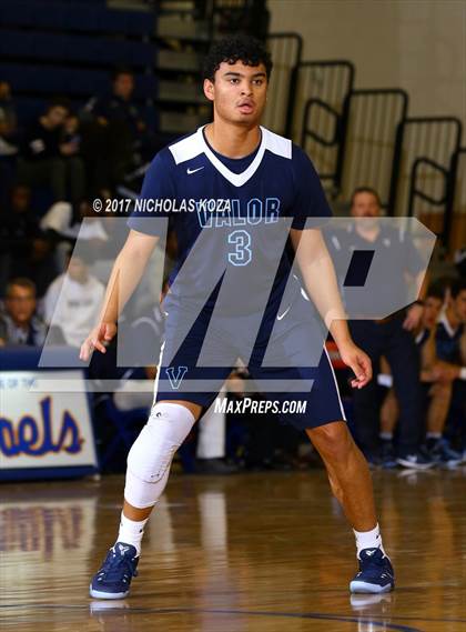 Thumbnail 2 in Valor Christian vs. Bingham (Tarkanian Classic) photogallery.