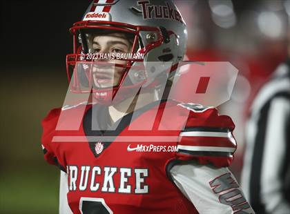 Thumbnail 3 in Sparks @ Truckee photogallery.