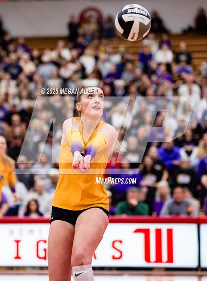 Thumbnail 2 in Notre Dame-Cathedral Latin @ Bloom-Carroll (OHSAA District III Semifinal) photogallery.