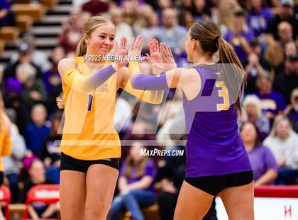 Thumbnail 1 in Notre Dame-Cathedral Latin @ Bloom-Carroll (OHSAA District III Semifinal) photogallery.