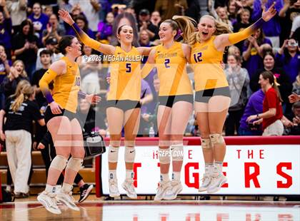 Thumbnail 1 in Notre Dame-Cathedral Latin @ Bloom-Carroll (OHSAA District III Semifinal) photogallery.